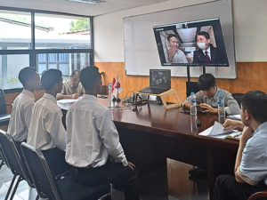 R. Wawancara 300x225